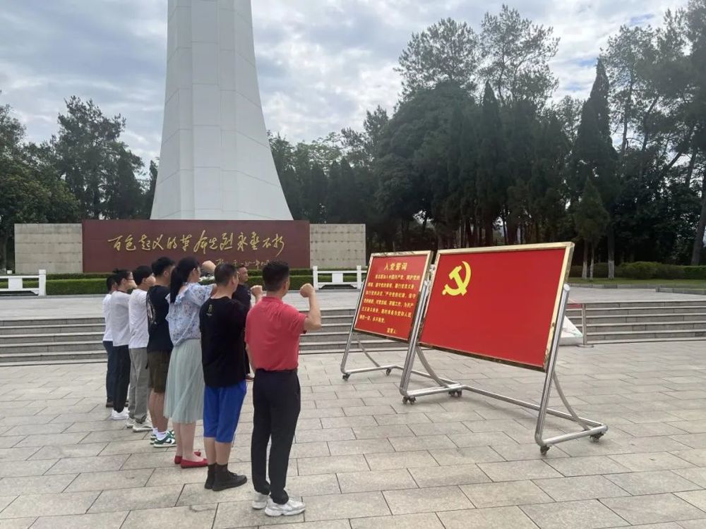 a6416023e5af4a2d979cdd086fa2f797.jpg a6416023e5af4a2d979cdd086fa2f797.jpg