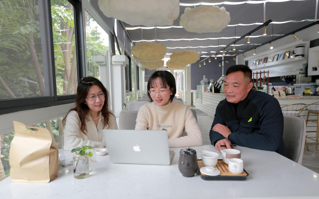 8e4a8a02a6604f08a7a4d3d2e1ead579.png 8e4a8a02a6604f08a7a4d3d2e1ead579.png